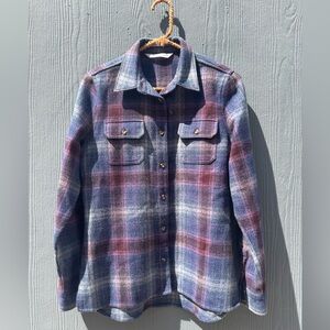Woolrich Brand Women’s Wool Flannel Button Down Shirt Size SM
